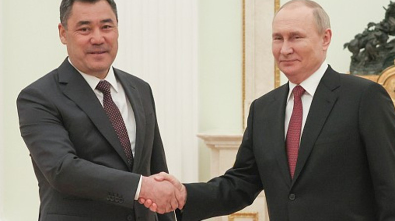 Релокантам от властей РФ в СНГ не скрыться - Кыргызстан, Казахстан будут делиться данными о россиянах