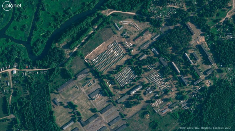 Новые спутниковые снимки строительства лагеря вагнеровцев в Беларуси