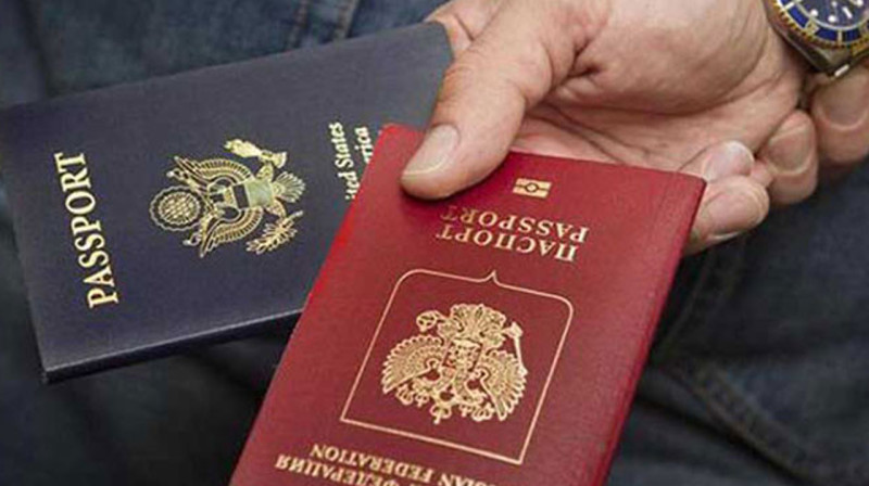 Власти РФ хотят, чтобы все граждане отчитывались о ВНЖ и втором гражданстве