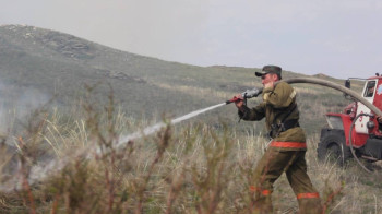 Крупный пожар площадью 2,5 тыс. гектар разгорелся в Улытауской области