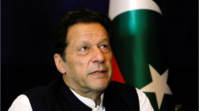 Бывшего премьер-министра Пакистана приговорили к трем годам тюрьмы
