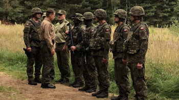 Польша отправит еще 1000 солдат на границу с Беларусью