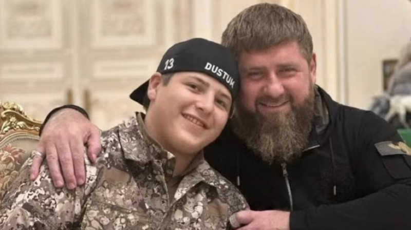Сын Кадырова избил в СИЗО поджигателя Корана