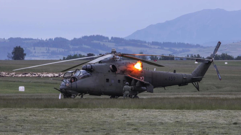 Чехия передаст Украине вертолеты Ми-24В
