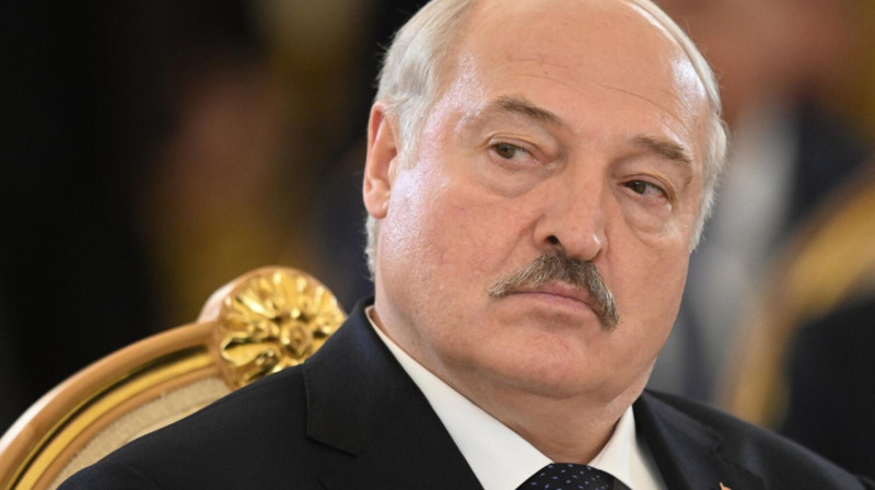Лукашенко признался, что не любит деньги