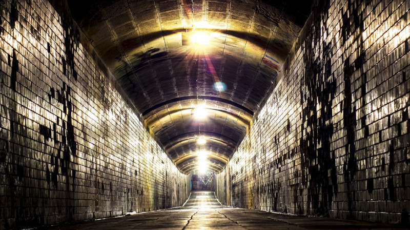 Организатора смертельной экскурсии по подземным тоннелям в Москве требуют арестовать