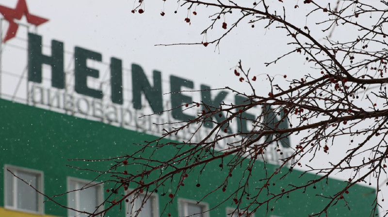 Heineken продал свой бизнес в России за €1