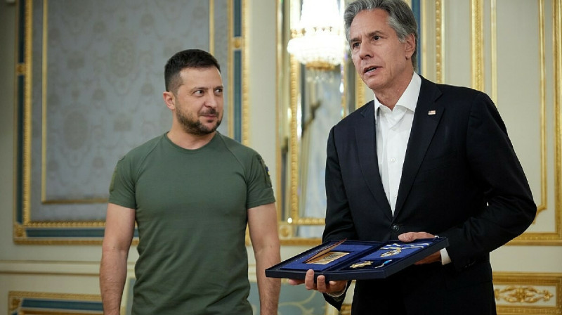 АҚШ Украинаға $1 млрд асатын әскери көмек пакетін береді