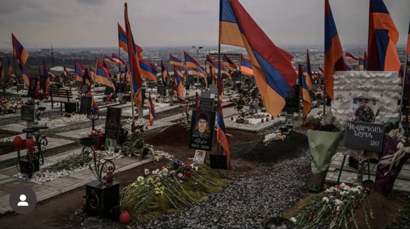Ким Кардашьян попросила Джо Байдена остановить новый геноцид армян