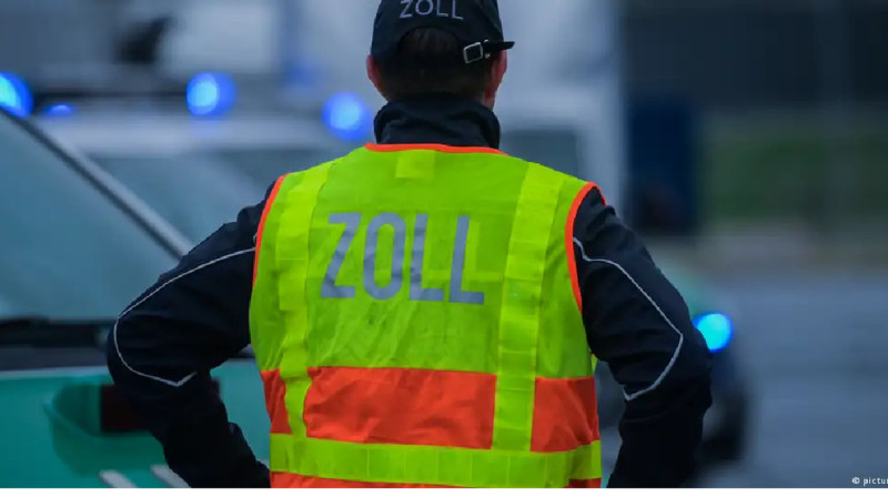 Еурокомиссия ресейліктерге ЕО-ға жеке көлігін әкелуге тыйым салды