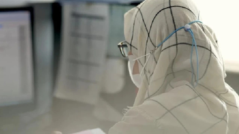 ҚМДБ: Балиғат жасына толмаған қызға орамал тағу міндеттелмейді