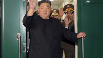 Ким Чен Ын Ресейге әскери шенеуніктермен бірге келді