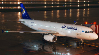 Самолет компании AirAstana вернулся в аэропорт Алматы из-за неисправности двигателя