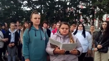 "За отказ идти на смерть наших мужчин избивают" - родственники мобилизованных обратились к Путину