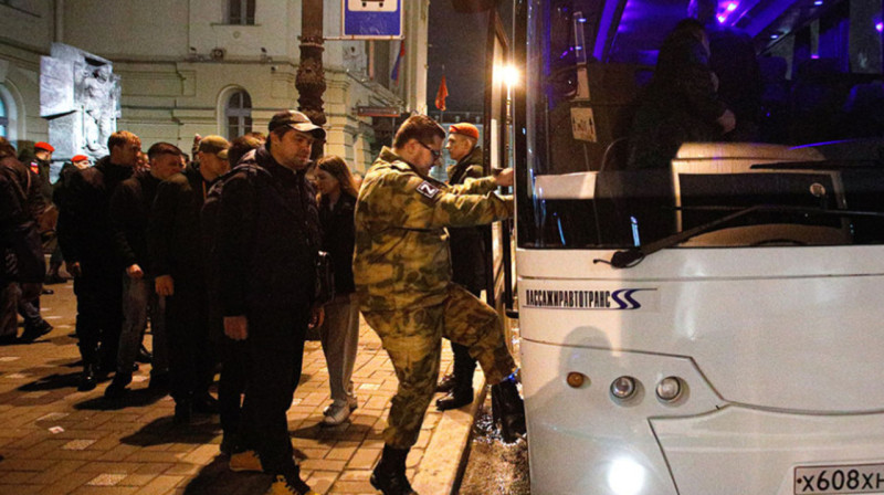 Полицейские Москвы получили приказ выявлять граждан РФ, не состоящих  на воинском учете