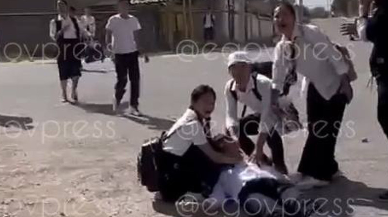 Подростки жестоко избили школьника в Туркестанской области