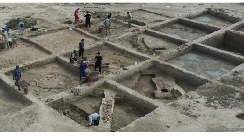 Средневековые дома и другие артефакты обнаружили в Атырауской области