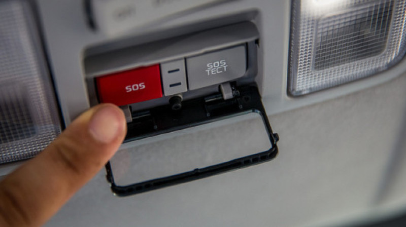 В Казахстане еще 4 года не будут требовать наличия кнопки SOS в автомобиле