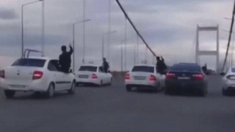 16 протоколов составили на участников свадебного кортежа в Семее