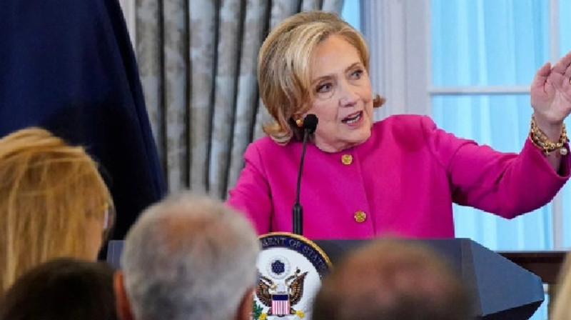 "Әттеген-ай, Владимир», - деді Хиллари Клинтон Ресей президентіне