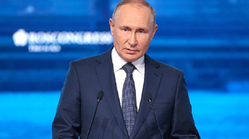 "День воссоединения новых регионов с РФ" - в России появился новый праздник