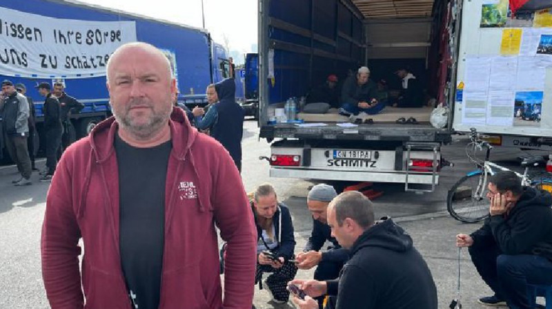 Шығыс Еуропадан келген жүк көліктерінің жүргізушілері Германияда ереуілге шықты