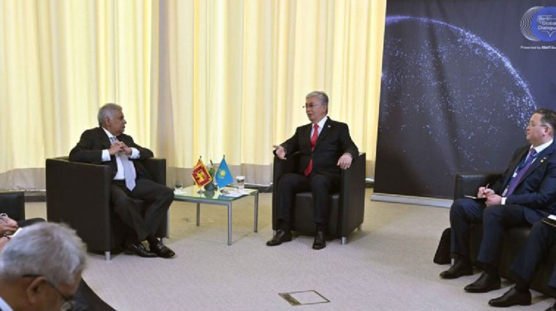 Возобновить авиасообщение со Шри-Ланкой предложил Токаев