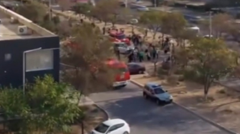 Во время пожара двое человек отравились угарным газом в Актау