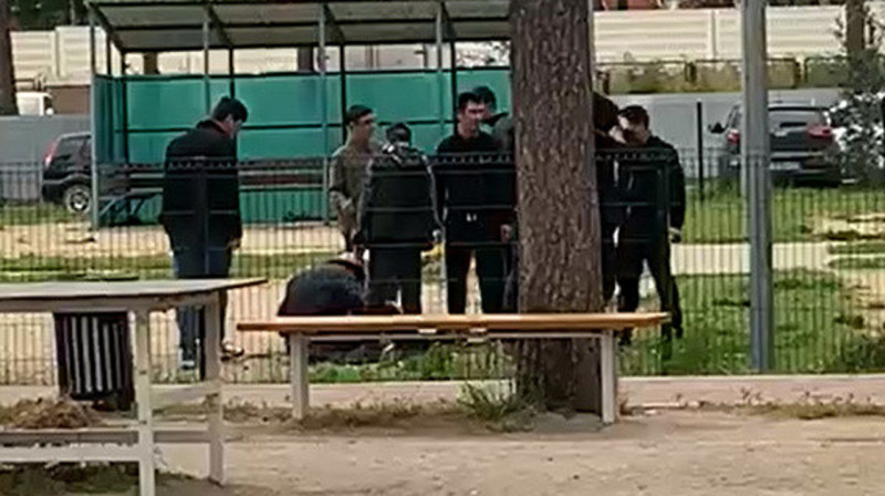 В Екатеринбурге подростки жестоко избили и расстреляли школьников за отказ покупать вейпы