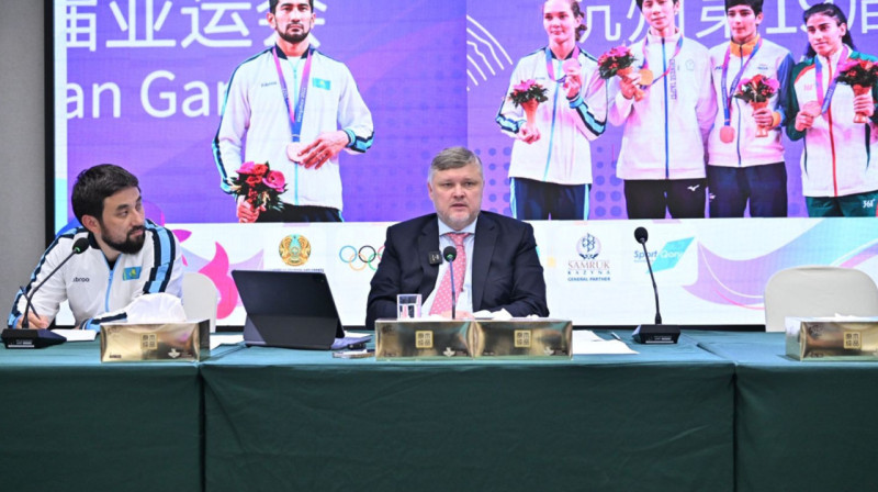 НОК Казахстана заявил о непрофессионализме боксерских судей на Азиаде