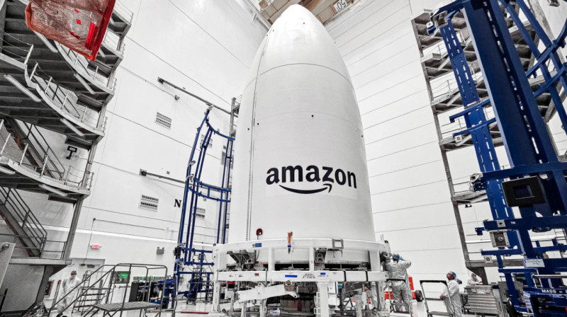 Компания Amazon запустила первые прототипы спутников в космос
