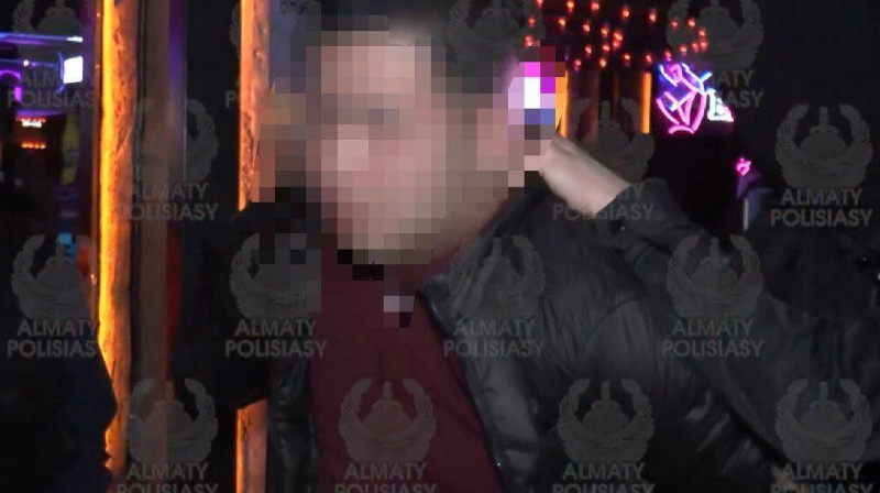 Блогера приговорили к 10 годам колонии за распространение наркотиков в Алматы