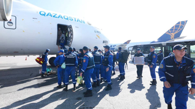 Спасатели МЧС Казахстана отправились в Афганистан