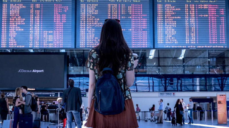 Действие лицензий трех туроператоров приостановили в Казахстане