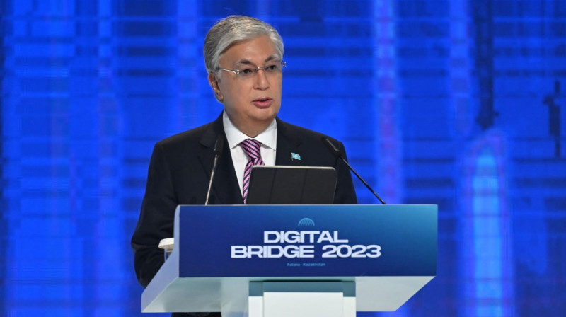 Важен разумный контроль над искусственным интеллектом - Токаев