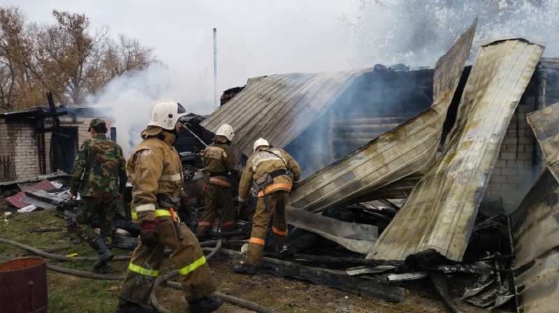 Крупный пожар произошёл в одном из сел ВКО