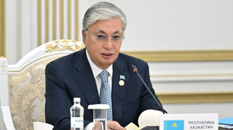 Нарастающие геополитические противоречия отметил Токаев на заседании в Кыргызстане