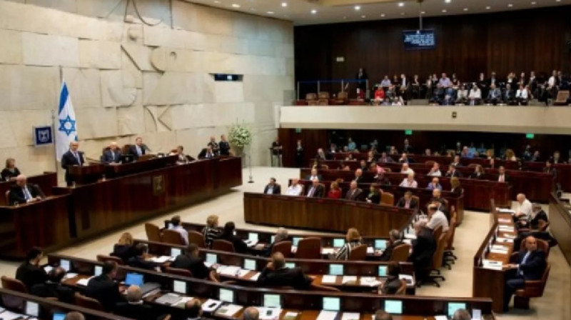 В Израиле одобрили формирование чрезвычайного правительства