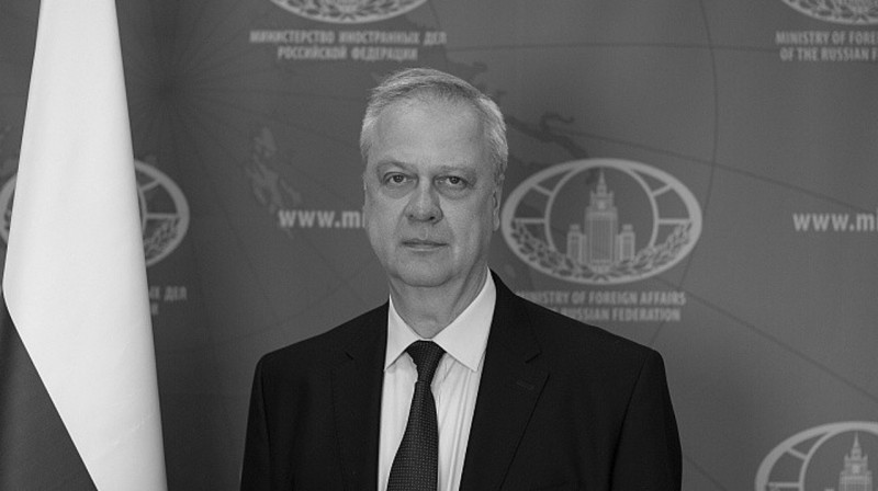 Российский дипломат найден мертвым в номере отеля в Турции