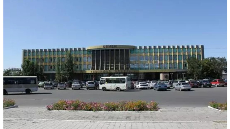 Железнодорожный вокзал "заминировали" в Семее