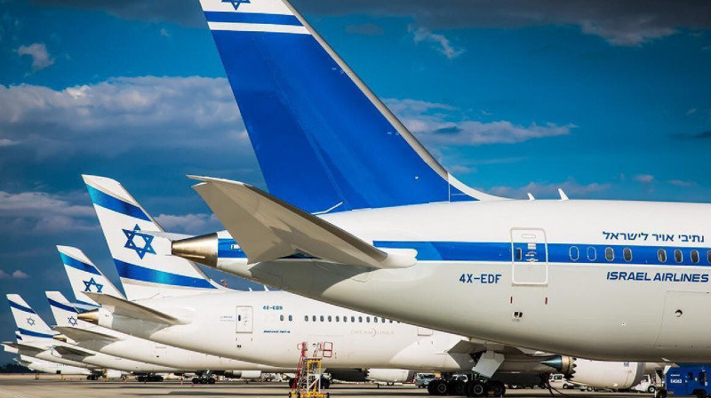 Стюардессу уволили за пост в поддержку ХАМАС