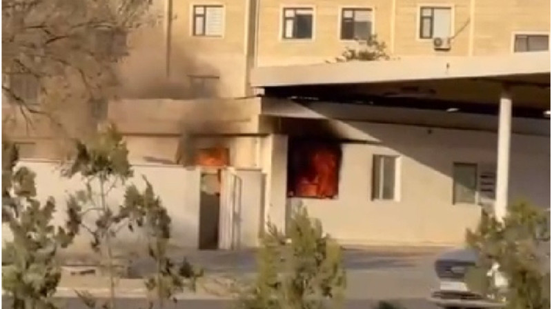 В Актау произошел пожар на АЗС (видео)