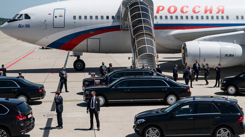 Путин прибыл в Китай