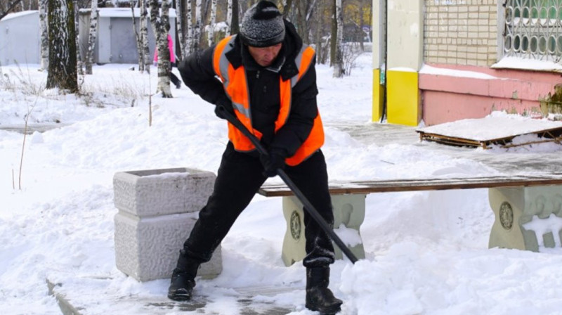 Акимат Павлодарской области оплатил уборку еще не выпавшего снега