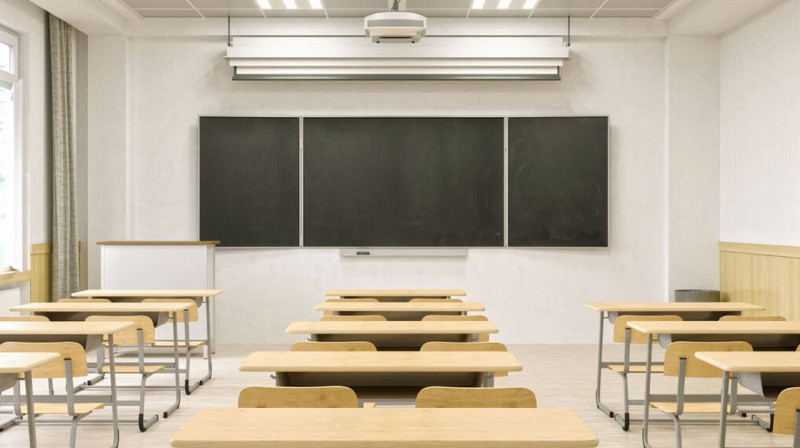 Российский школьник ударил одноклассника ножом во время урока