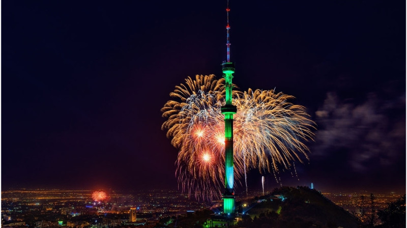 В Алматы отметят День Республики салютом, концертами и субботником