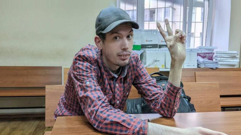В Бишкеке задержали российского активиста Льва Скорякина