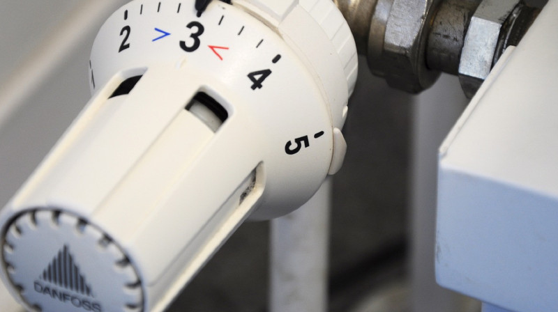 Чиновники Семея отчитались о подключении всех домов к отоплению спустя две недели после официального запуска