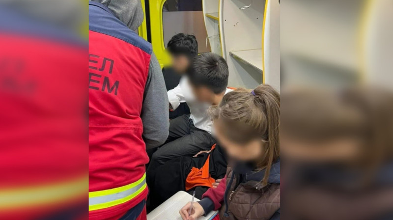 Пять человек пострадали в результате пожара в кафе Уральска