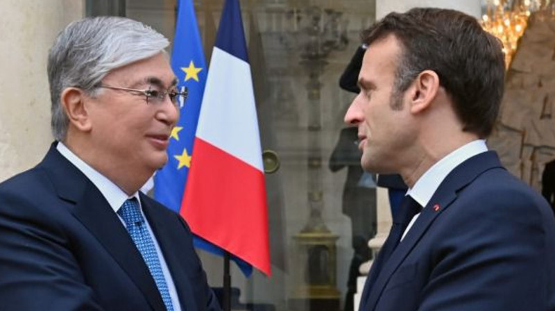 Макрон посетит Казахстан